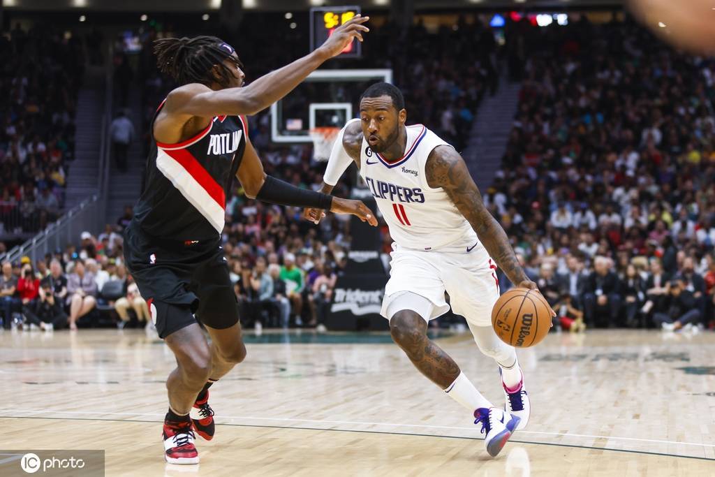 沃尔：有的球员喝一夜酒 第二天照样能拿40分